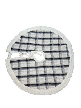 Winter Wonderland Black & White Buffalo Plaid Sherpa Christmas Tree Skirt 50"